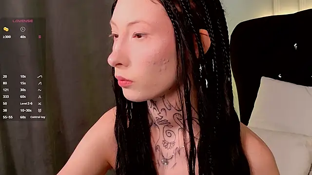 roxy morrison x online show from 21, 6, 2026