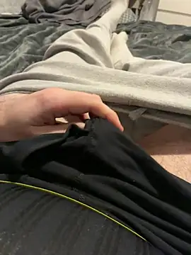 bearguy97 online show from 8, 2, 2026