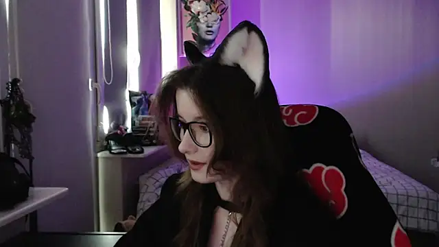 LunaXcherry online show from 23, 4, 2026