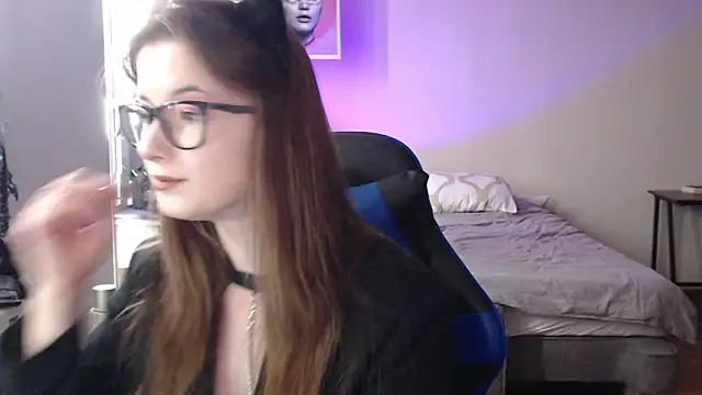 LunaXcherry online show from 31, 5, 2026