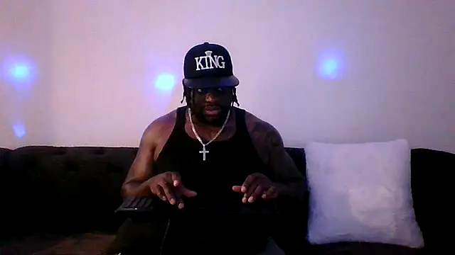 darkstallion7 online show from 18, 2, 2026