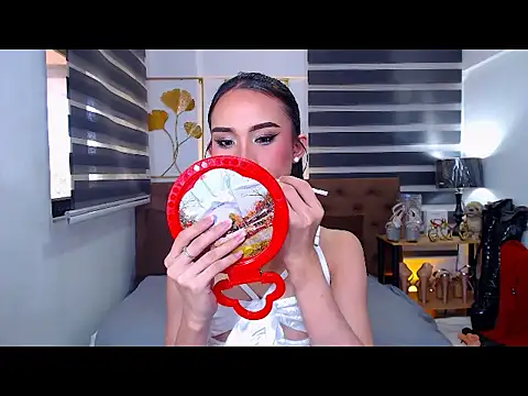 JuicyCockThea online show from 7, 5, 2026