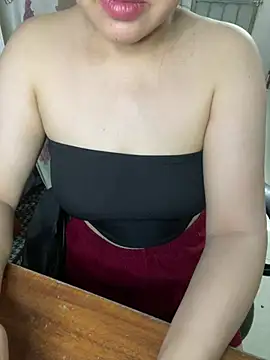 Strawberry-wet online show from 2, 5, 2026