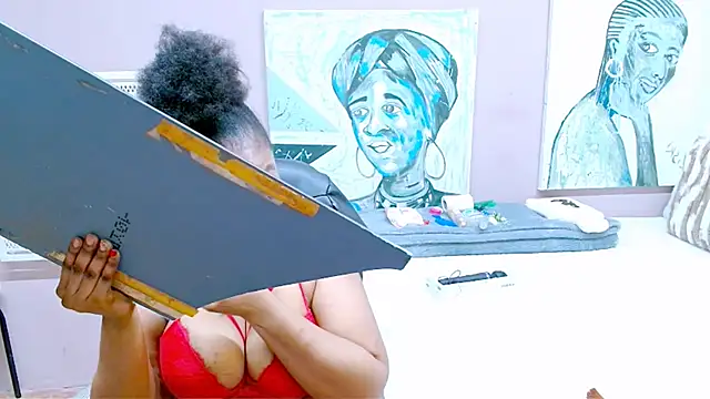 TyraHotxxx online show from 24, 6, 2026