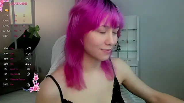 Snapshot of EmilyTrase chatting on 20, 5, 2026 EmilyTrase online show from 20, 5, 2026