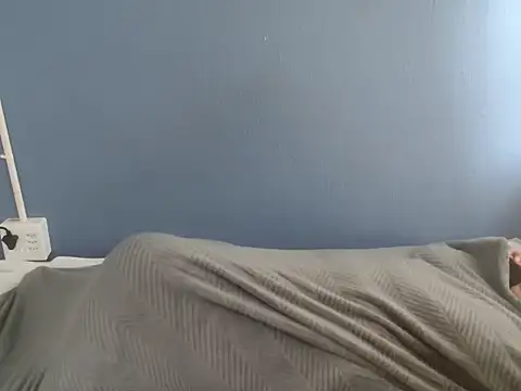 Sweet-Bella17 online show from 13, 2, 2026