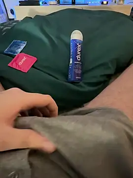 Snapshot of Thomascrtz chatting on 13, 2, 2026 Thomascrtz online show from 13, 2, 2026