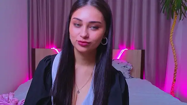 Sofia Plump online show from 15, 2, 2026