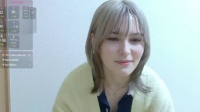 Snapshot of e_ri_ka93 chatting on 24, 3, 2026 e ri ka93 online show from 24, 3, 2026