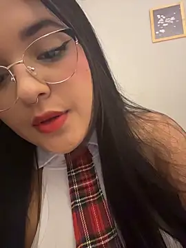 Snapshot of victtoria18 chatting on 14, 3, 2026 victtoria18 online show from 14, 3, 2026