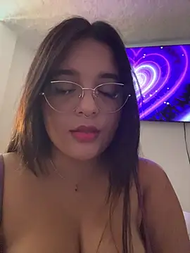 Snapshot of victtoria18 chatting on 25, 3, 2026 victtoria18 online show from 25, 3, 2026