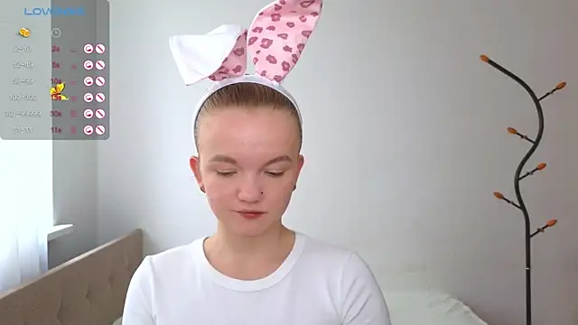 StellaBunny online show from 27, 6, 2026