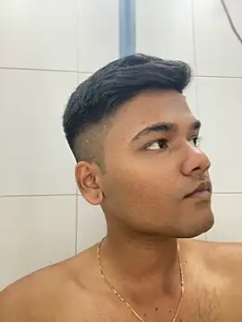 Dazzling dude online show from 19, 3, 2026