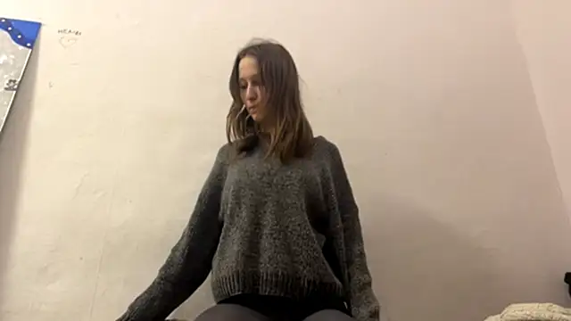Snapshot of VickieKush chatting on 7, 4, 2026 VickieKush online show from 7, 4, 2026