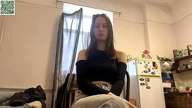 Snapshot of VickieKush chatting on 10, 4, 2026 VickieKush online show from 10, 4, 2026
