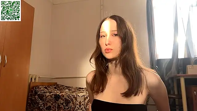 Snapshot of VickieKush chatting on 9, 5, 2026 VickieKush online show from 9, 5, 2026