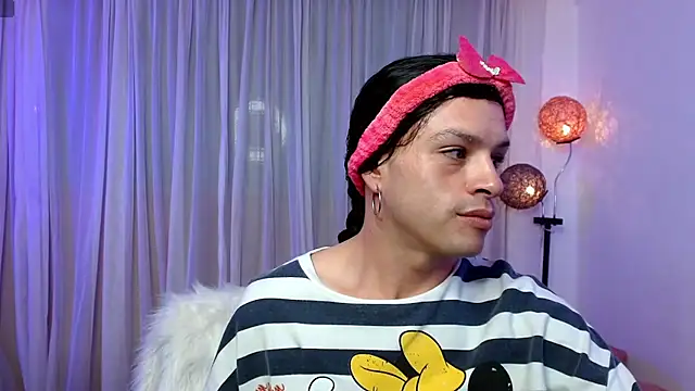 DanniHotBoy02 online show from 29, 4, 2026