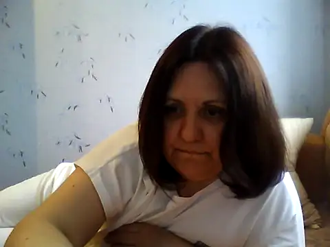 LockyCharm111 online show from 9, 5, 2026