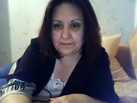 LockyCharm111 online show from 14, 5, 2026