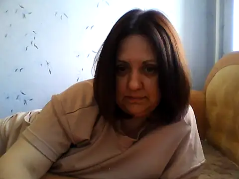 LockyCharm111 online show from 19, 5, 2026