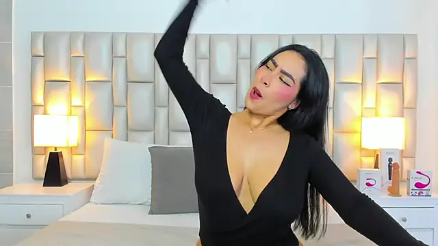 paola katy dicks online show from 18, 5, 2026
