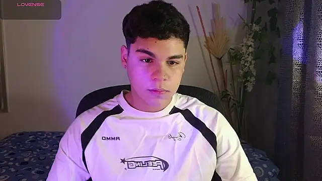 eithan jonnes online show from 8, 3, 2026