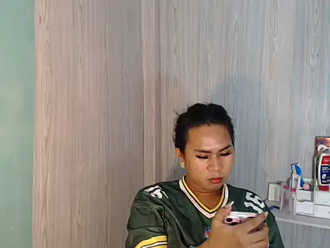 Snapshot of mauie69 chatting on 1, 4, 2026 mauie69 online show from 1, 4, 2026