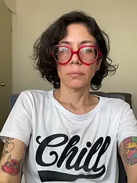 JeanneDuval8888 online show from 15, 5, 2026