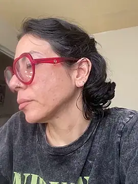 JeanneDuval8888 online show from 16, 5, 2026