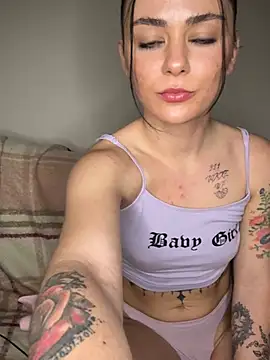 alwayshornyvivi online show from 31, 3, 2026