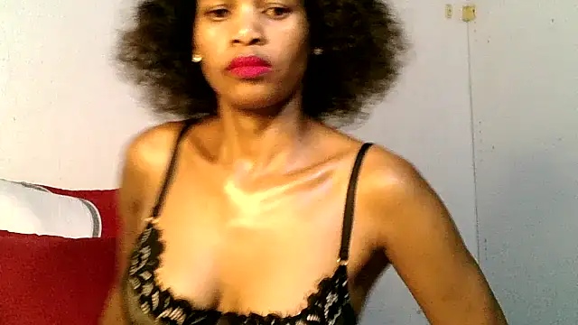 Snapshot of Mabelle_Eveline chatting on 25, 4, 2026 Mabelle Eveline online show from 25, 4, 2026