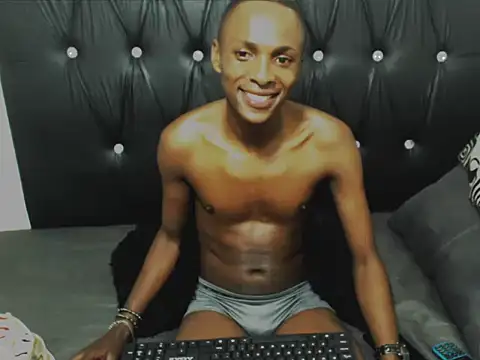 Snapshot of NtandoXx chatting on 26, 5, 2026 NtandoXx online show from 26, 5, 2026