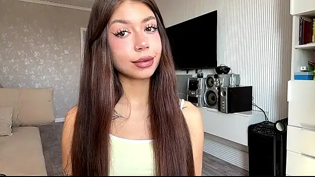 You Club Winx online show from 22, 3, 2026