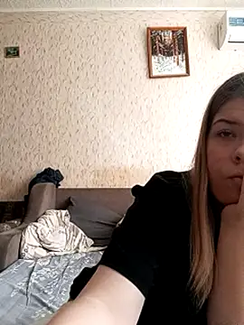 Snapshot of EvaTallor chatting on 2, 3, 2026 EvaTallor online show from 2, 3, 2026