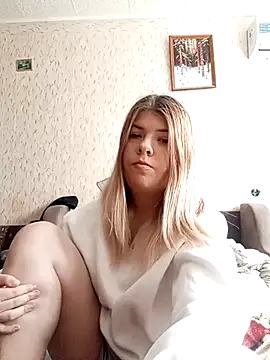 Snapshot of EvaTallor chatting on 4, 3, 2026 EvaTallor online show from 4, 3, 2026