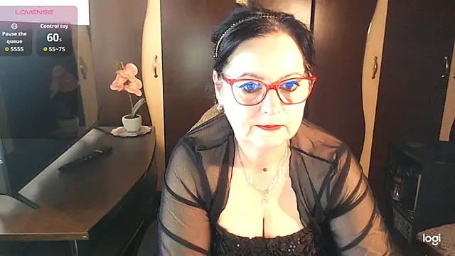 exiMIlf online show from 3, 5, 2026