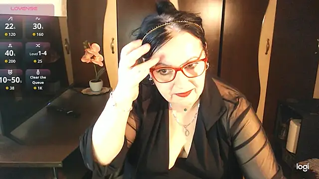 exiMIlf online show from 12, 5, 2026