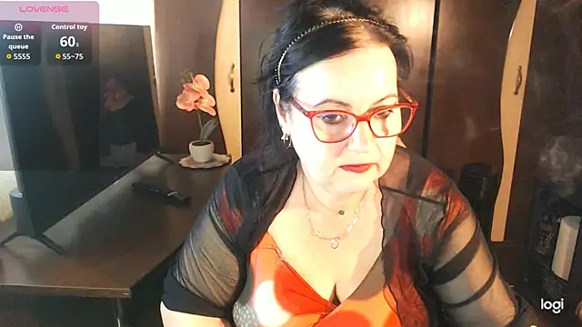 exiMIlf online show from 19, 6, 2026