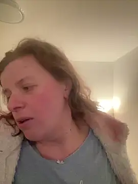 Laura-Loveyou online show from 1, 4, 2026