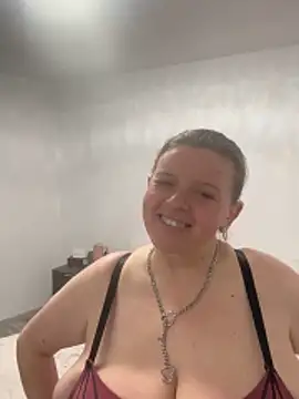 Laura-Loveyou online show from 3, 4, 2026