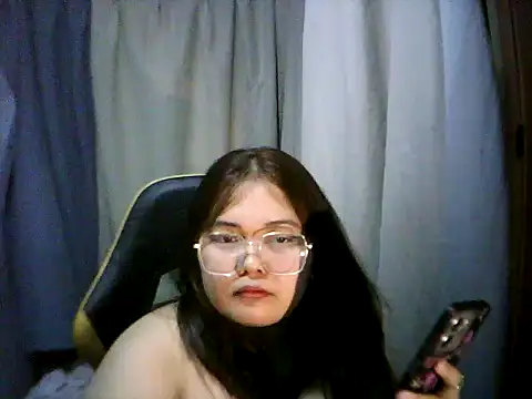 xia xoxo  online show from 8, 5, 2026