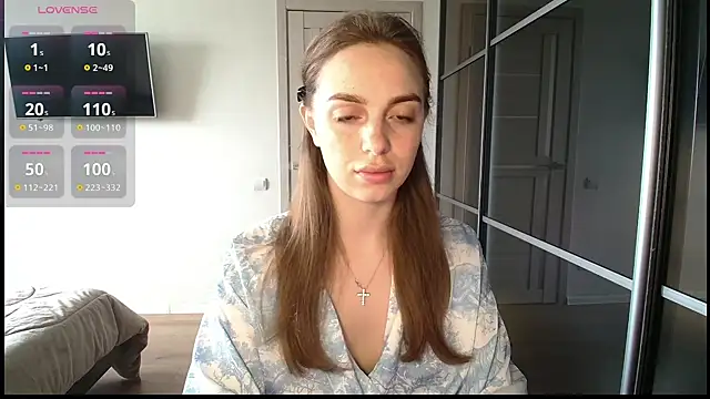  julia wonderful  online show from 2, 4, 2026