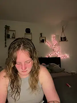 Maryjane-Spidermann online show from 28, 3, 2026