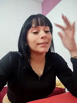 lolaa0777 online show from 5, 5, 2026