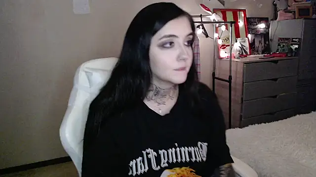 Rin Tozier online show from 11, 7, 2026