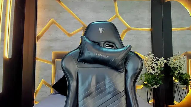 SinLickerr online show from 25, 2, 2026