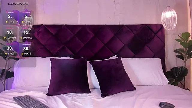 KittyLyne  online show from 27, 2, 2026