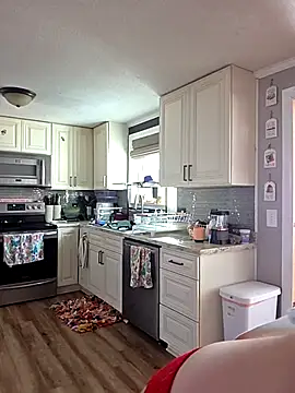 NikkiB653466 online show from 12, 2, 2026