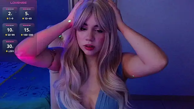 Scarlett Laurent online show from 4, 3, 2026