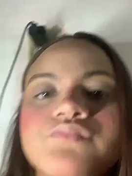 ayla0881 online show from 13, 4, 2026